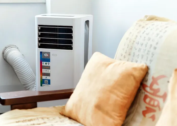 Your Nest In - Aqua Como