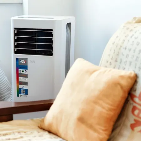 Your Nest In - Aqua Como